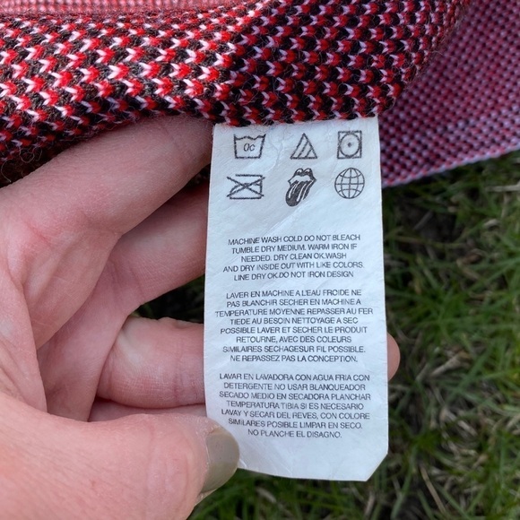 The Rolling Stones Blanket Red Black Tongue - Picture 4 of 4